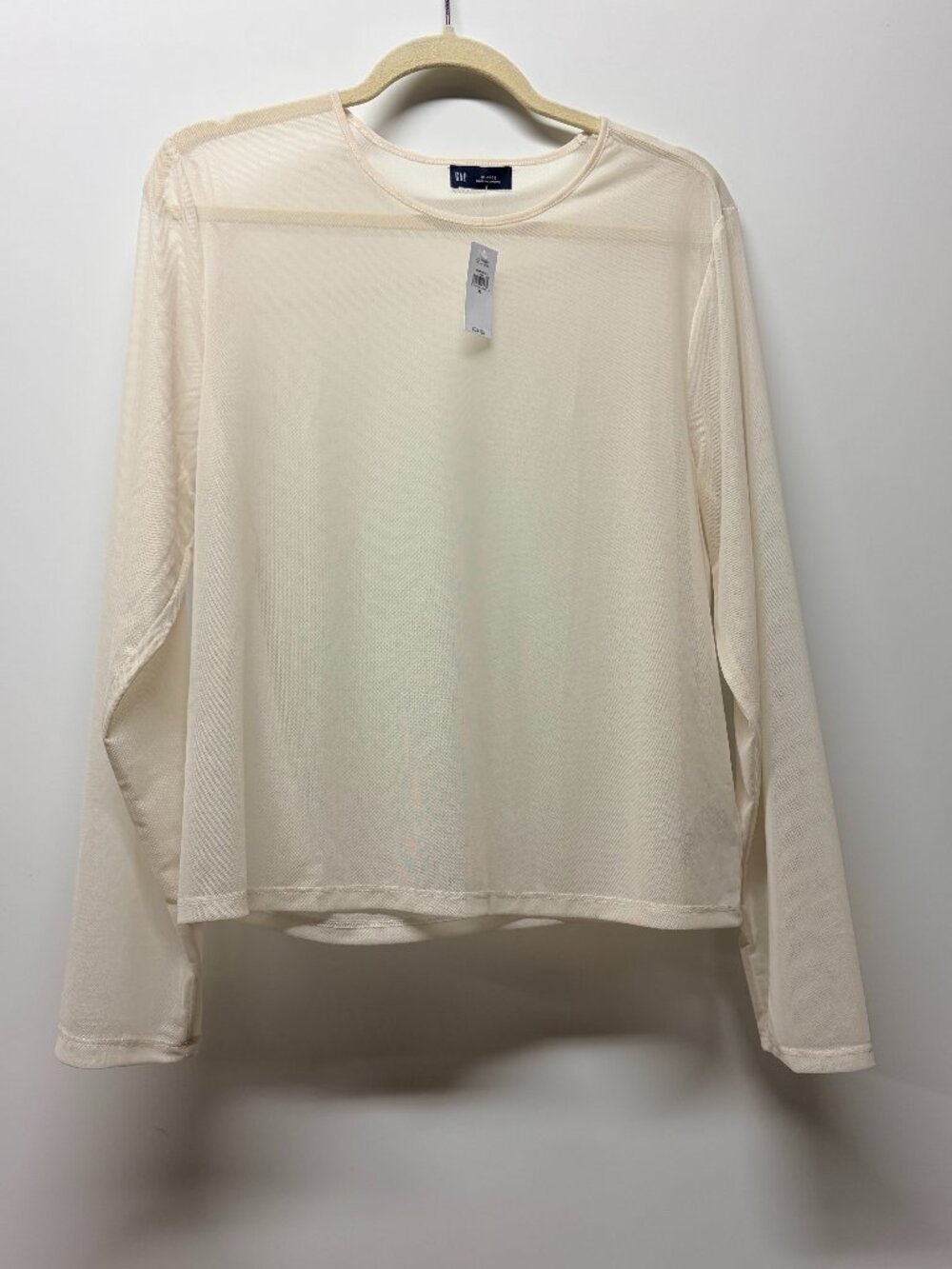 GAP long sleeved mesh crew neck shirt